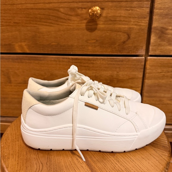 Dr. Scholl's white Platform Sneakers time off - Picture 6 of 8